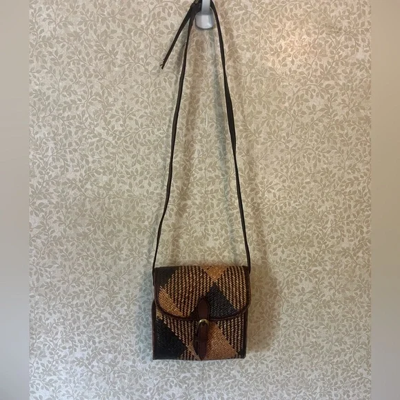 Vintage Indonesian crossbody - Picture 1 of 13